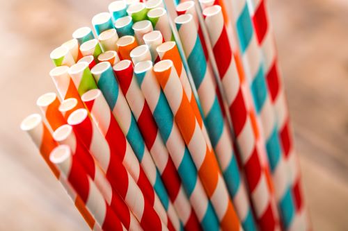 Boîte de 250 pailles en papier multicolores