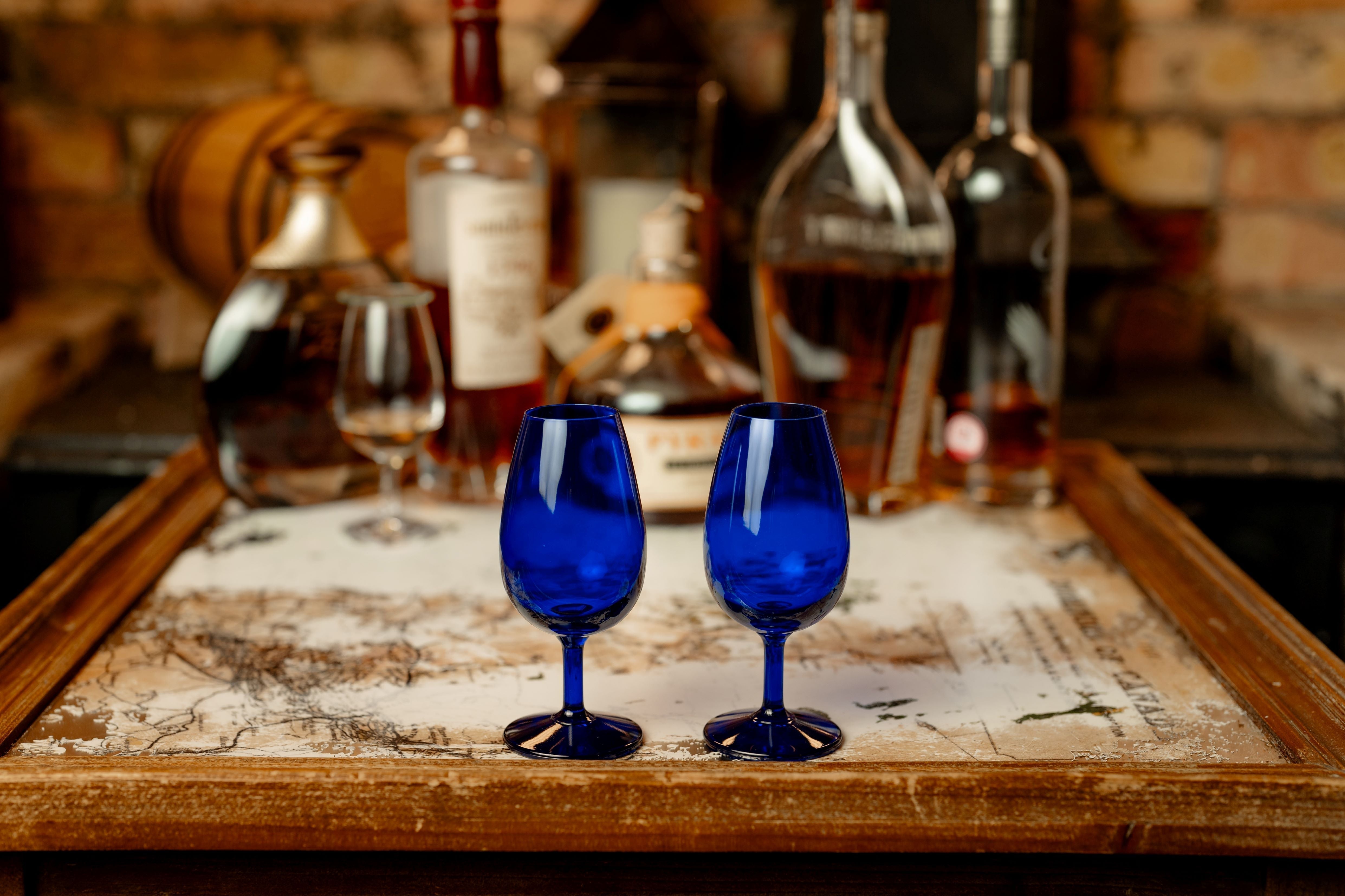Bicchiere per degustazione alla cieca di whisky Distillery, blu cobalto, 14cl