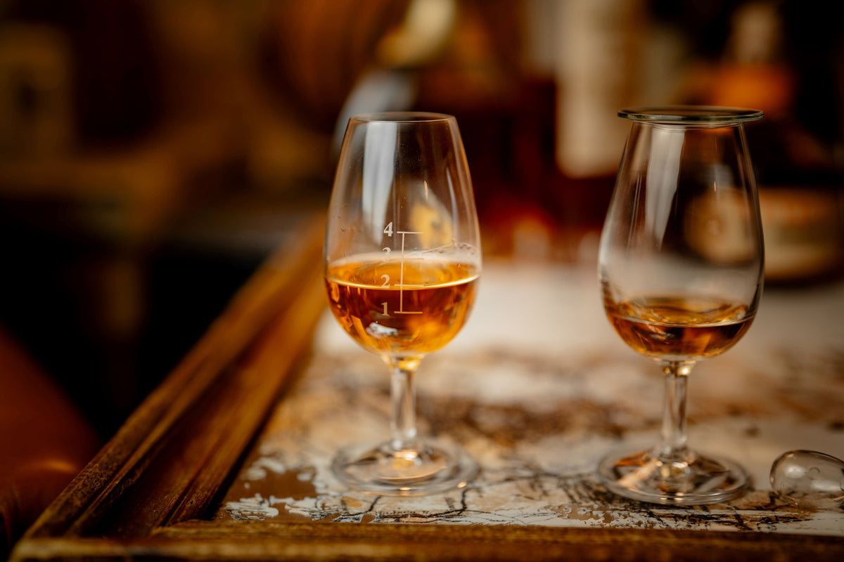 Brennerei-Whisky-Schnupperglas mit Messlinien, 14 cl